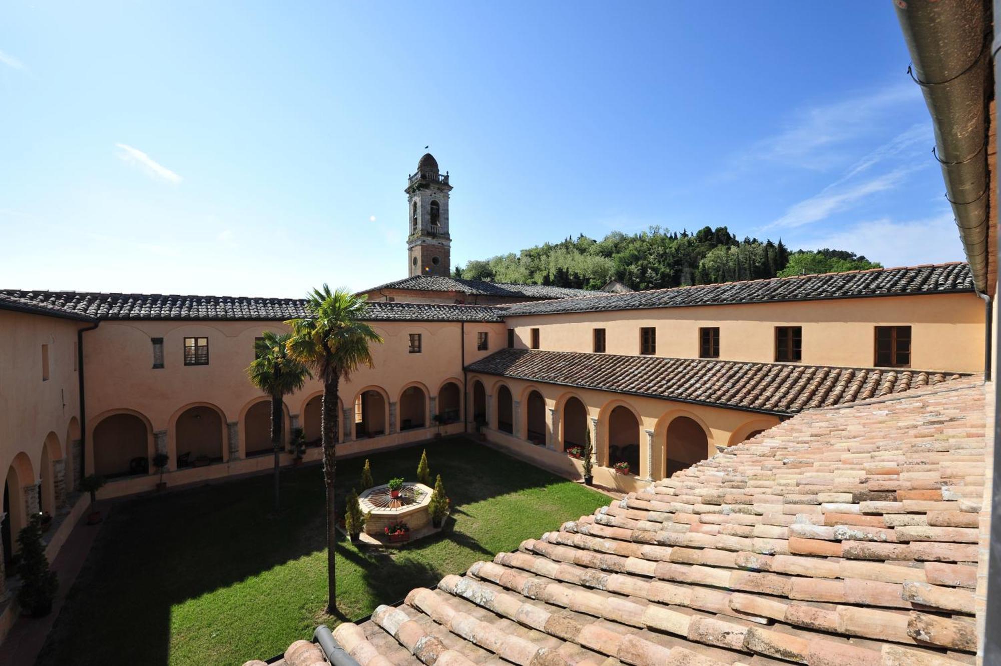 Chiostro Delle Monache Hostel Волтера Екстериор снимка